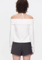 Off-Shoulder Dot Charm Slim Tee - Image 4